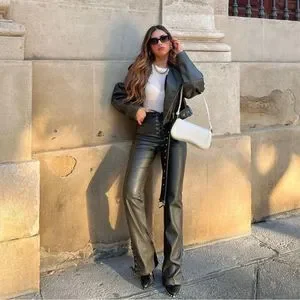 パンツ ZARA fake leather flarepants bell bottom STRETCH FLARE PANTS - Black | ZARA United States